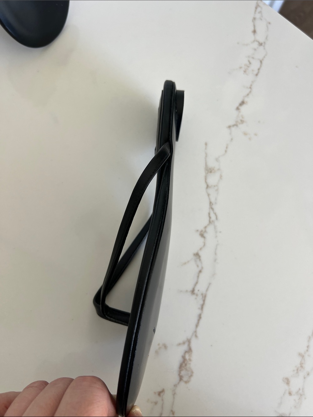 New The Row Black Leather Minimalist Thong Sandals - Picture 4 of 4